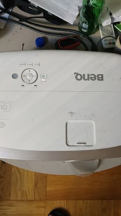 Benq HT 3050 1080p projector