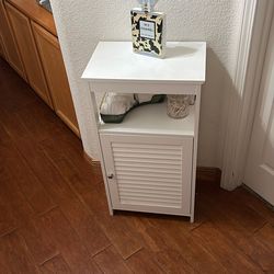 Toiletry Shelf Cupboard