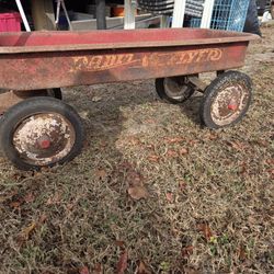  VINTAGE RADIO FLYER WAGON 