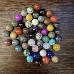 Round Natural Stones