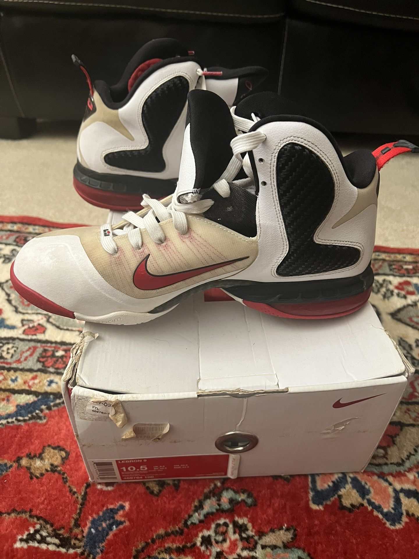 Men’s Nike LeBron 9 Miami Heat Home Size 10.5