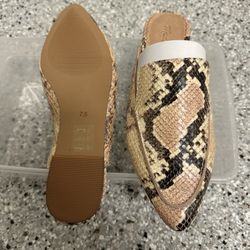 Madewell Snake-Print Mules – Size 7.5 (New!)