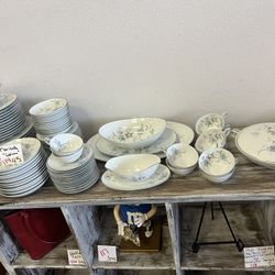 Complete Noritake Lorena China Set / Dinner set - 76 Pieces, Gold Trim Vintage Dinnerware