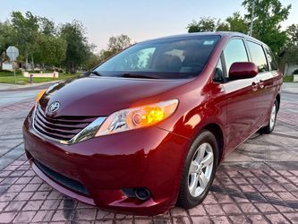 🚐 MUST SEE – 2015 Toyota Sienna LE 🔥 8 PASSENGER • SUPER CLEAN • READY TO GO!