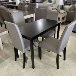 [OM] 🟪 Only $45 initial then take it home 🏡 Brand New Kimonte Dining Set Thanksgiving 