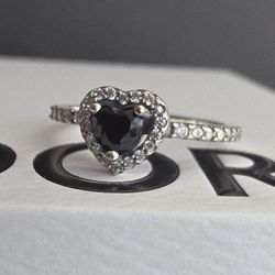 Pandora Elevated Black Heart Ring Sz 7 & 9