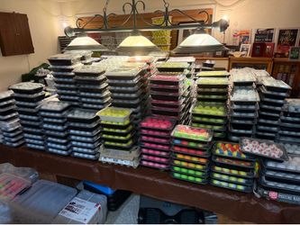 Thousands of Top Brand golf balls