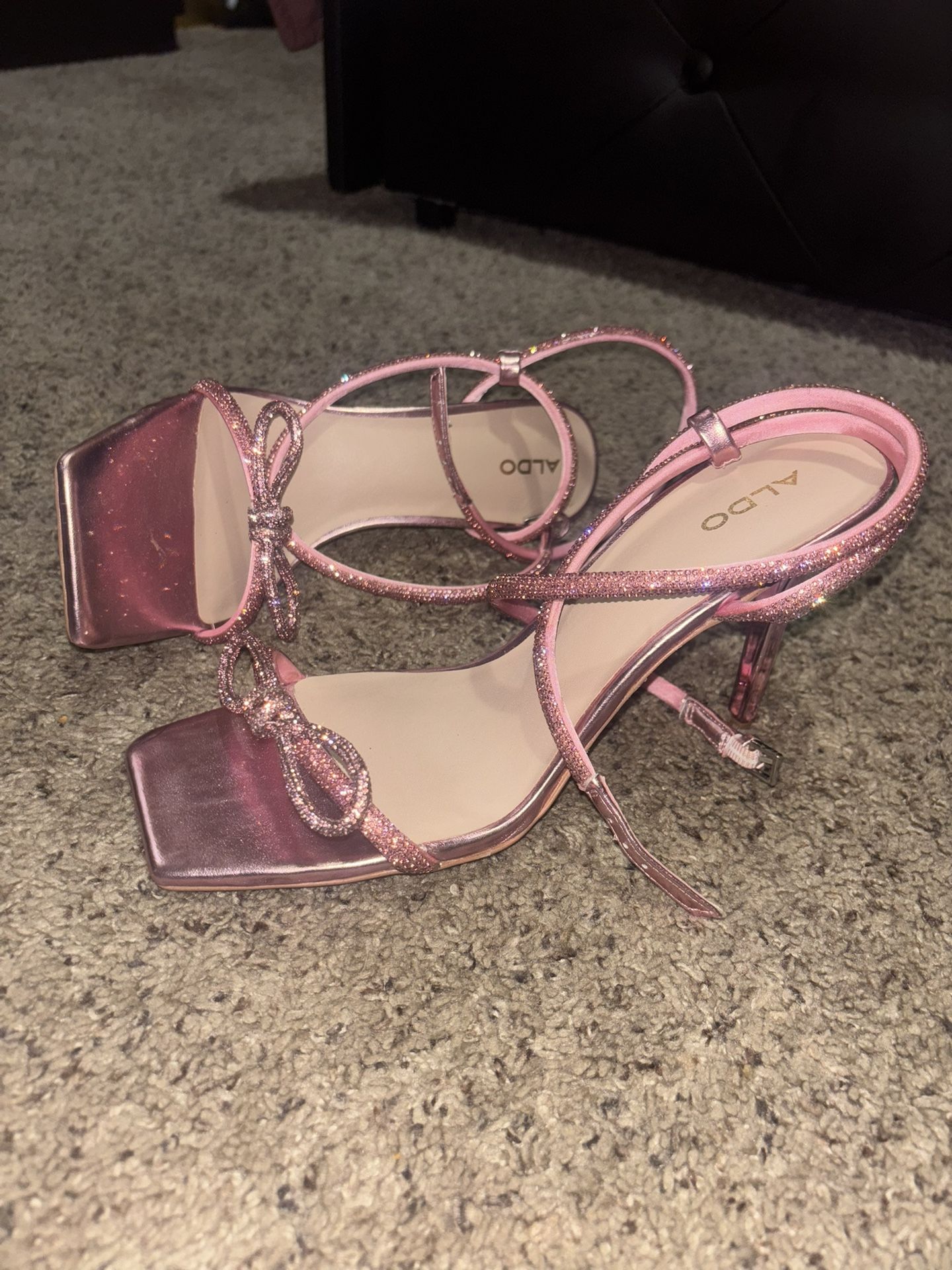 Sparkling Pink BowTie Heel