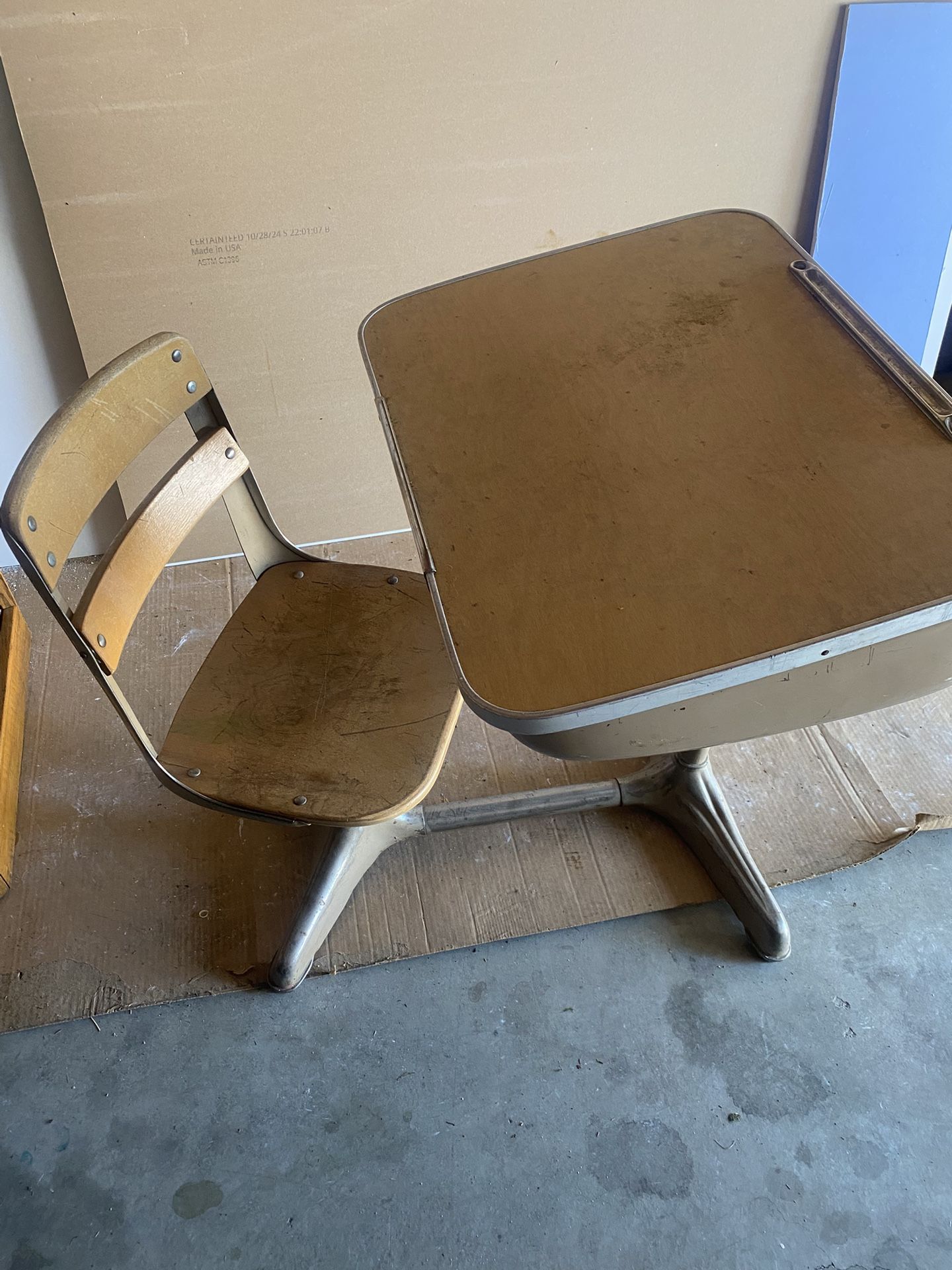 Desk