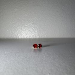 Earrings (14k Gold) Garnet Gems
