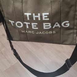 Medium Canvas The Tote Bag