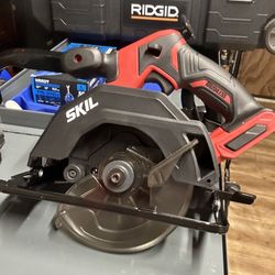 Circular Saw 12 V Skil