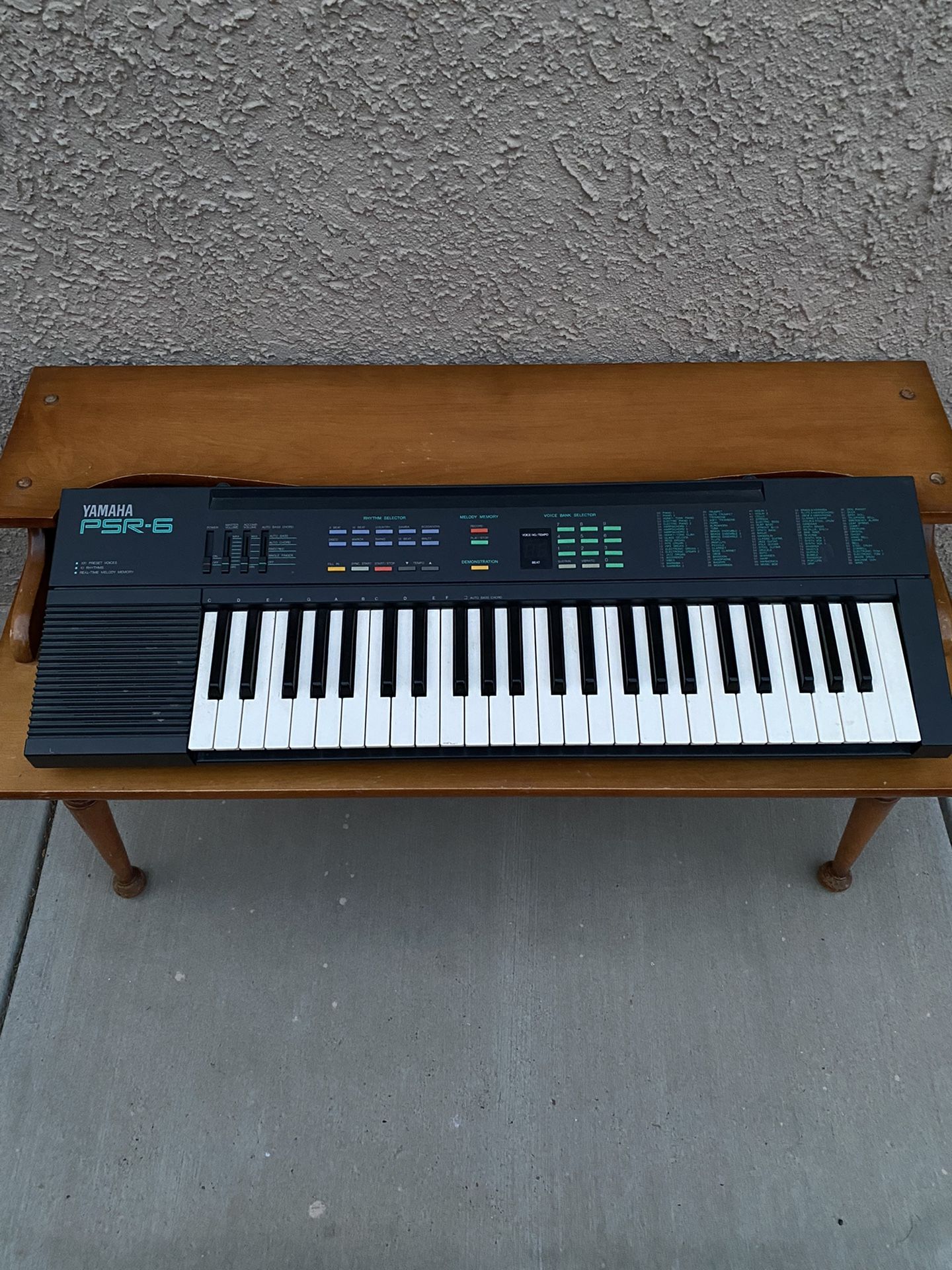 Yamaha PSR-6 Piano