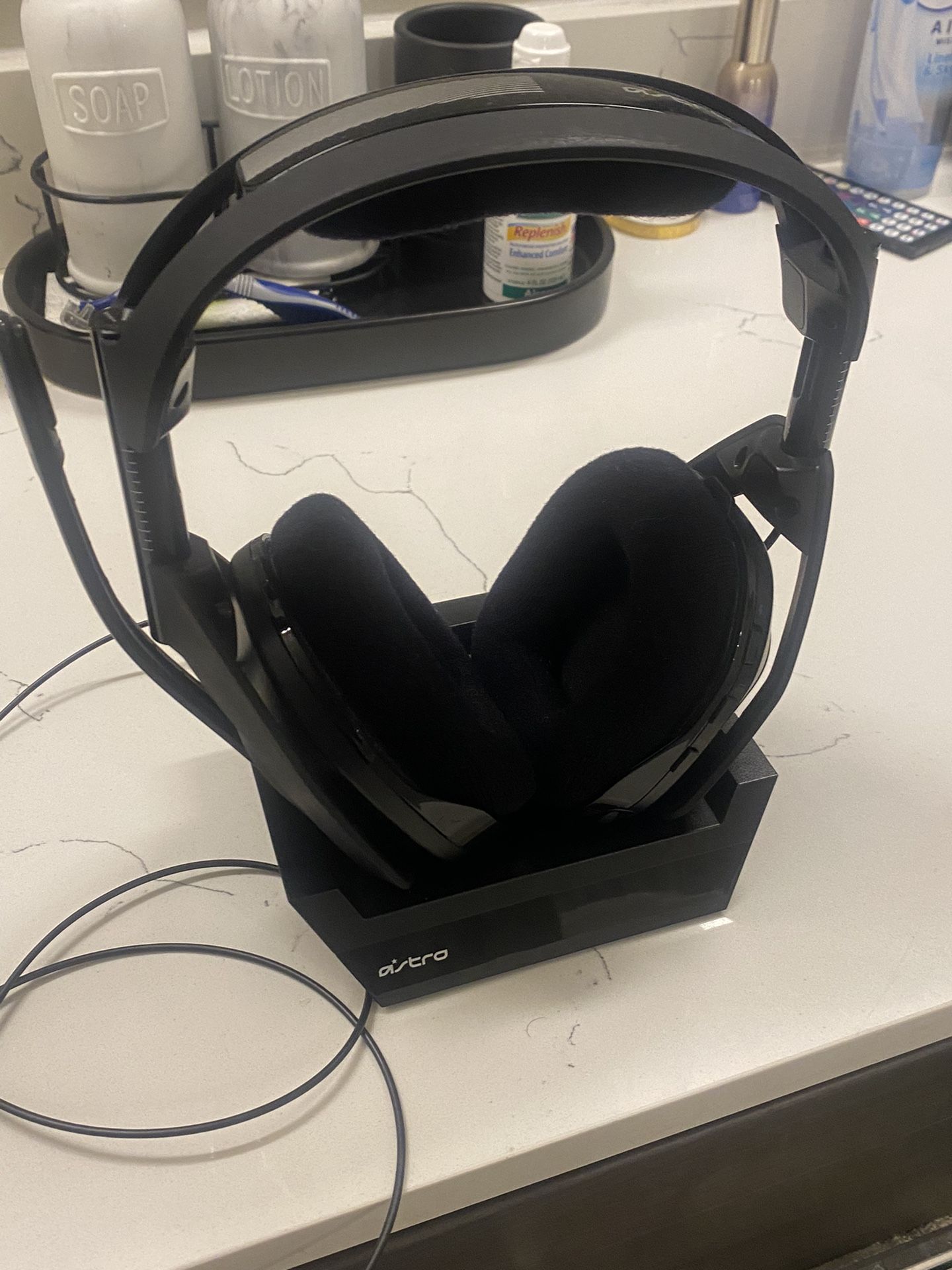 ASTRO Gaming A50 Wireless Headset
