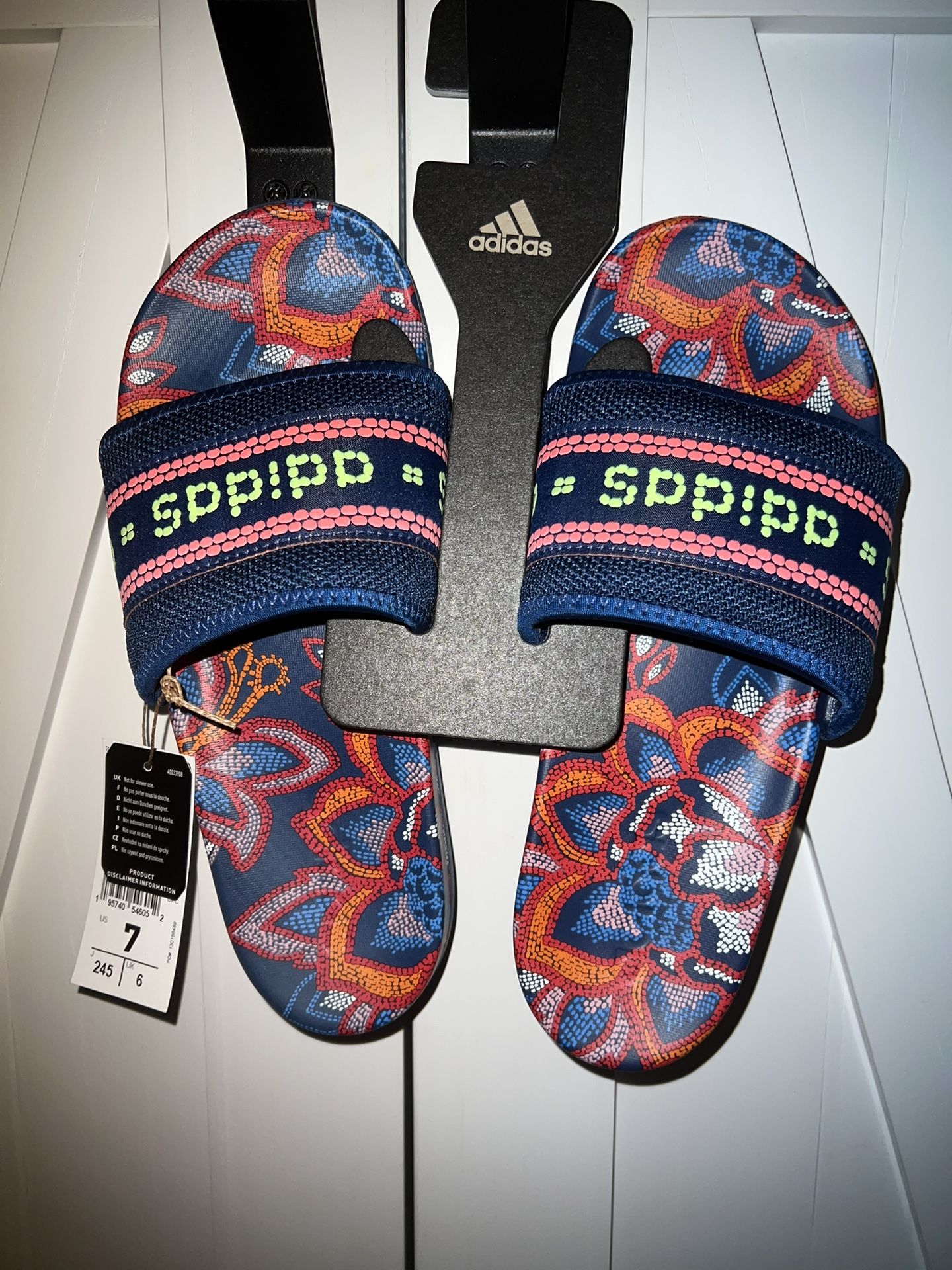 Adidas Adilette Comfort Sandals (women Sized) Size 7