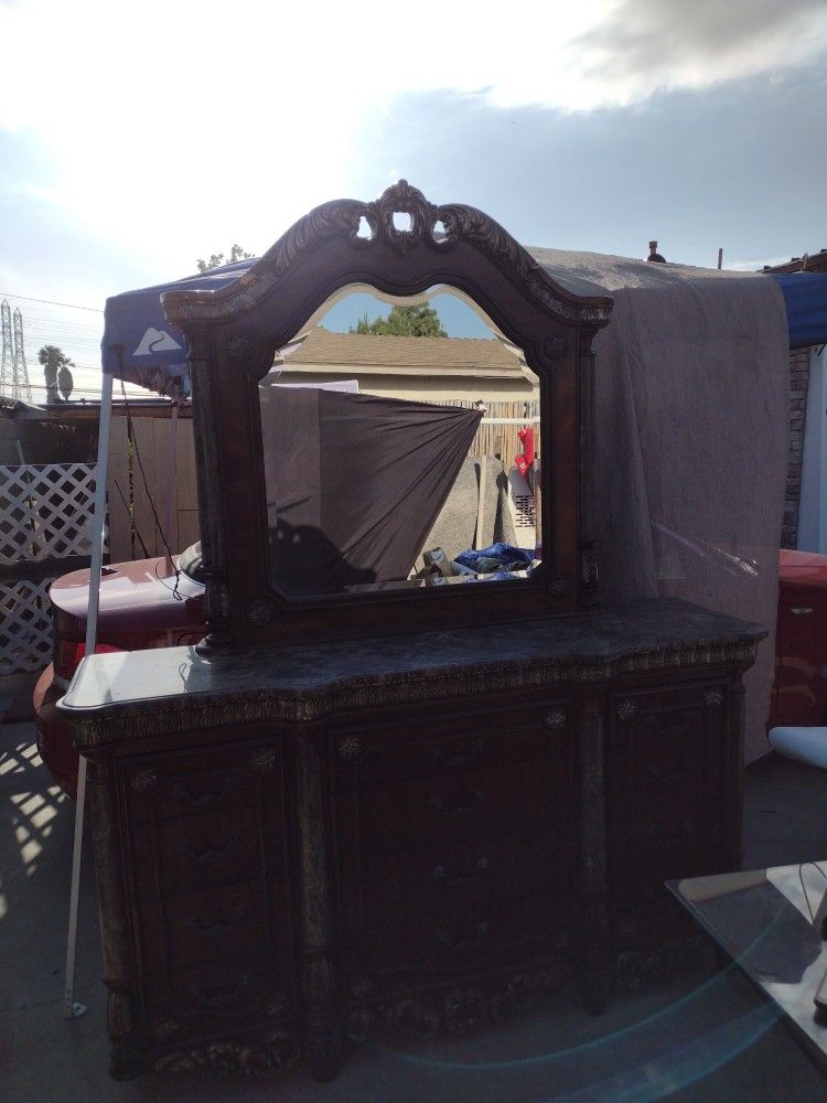 Vintage Davis Int'l Crown mark marble top dresser and mirror
