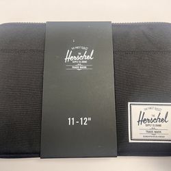  The Herschel Laptop Cases 