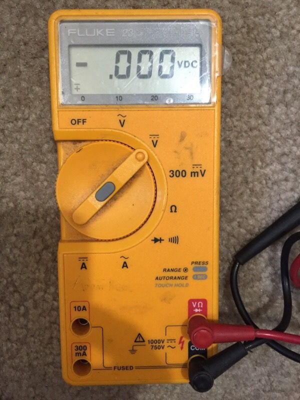 Fluke 23 series 2 multimeter