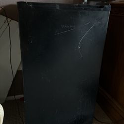 Mini Fridge 