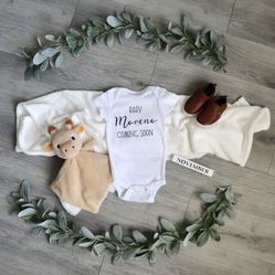 Baby Onesie Gifts | Customized | Personalized | Pregnancy Announcement