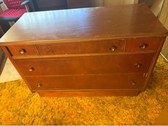 Dresser