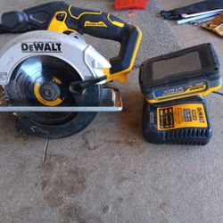20v DeWalt Circular Saw Power Stack Battery Pack N Charger 