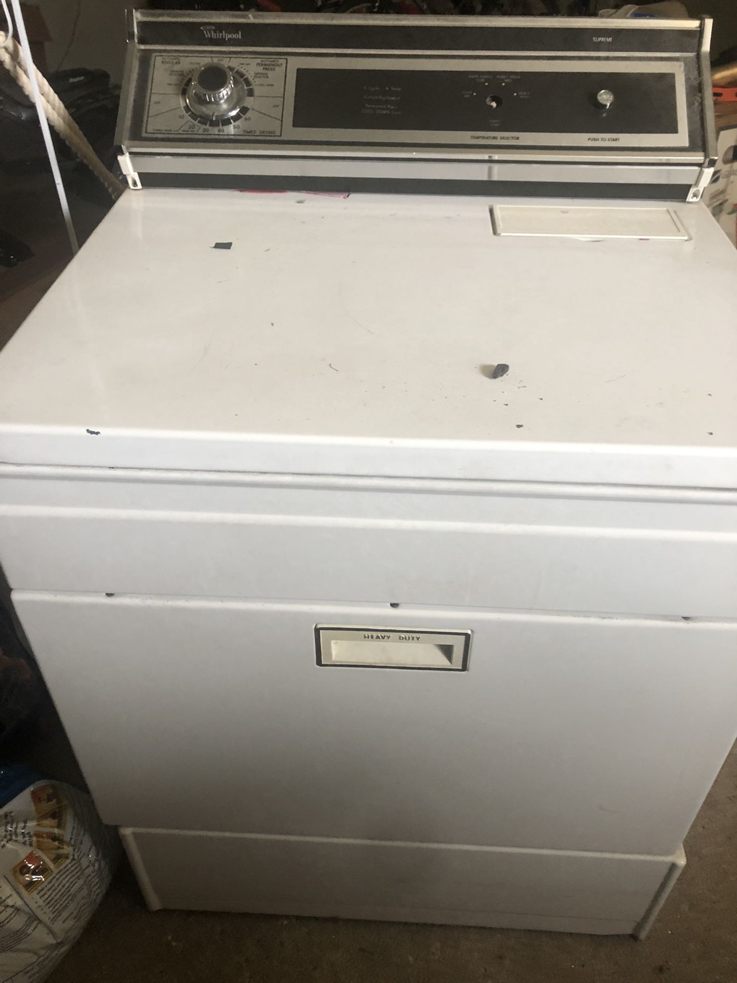 Free electric dryer