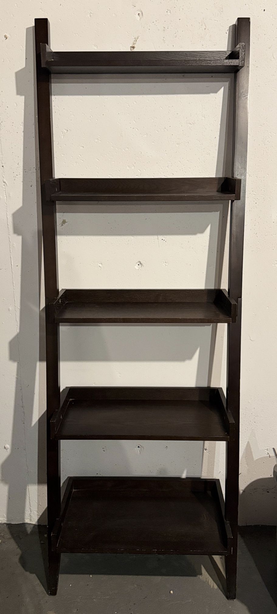 Ladder Bookcase with 5 shelves - Dark brown color