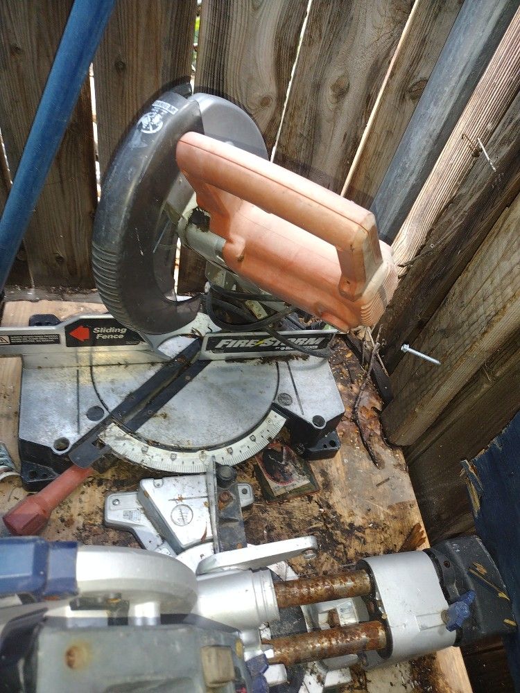 Firestorm Black And Decker Miter Saw
