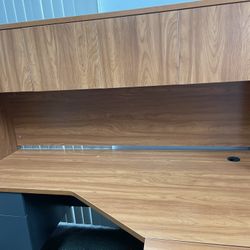 Strong Heavy Desk with Hutch