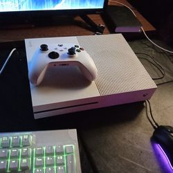 Xbox One S New Just Sat Around 