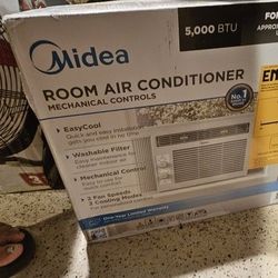 MIDEA WINDOW  A/C