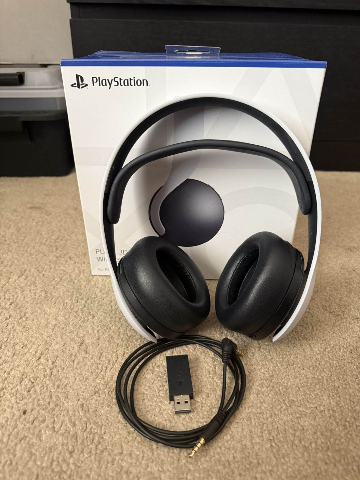 Pulse 3D Wireless Headset PS5 with Box