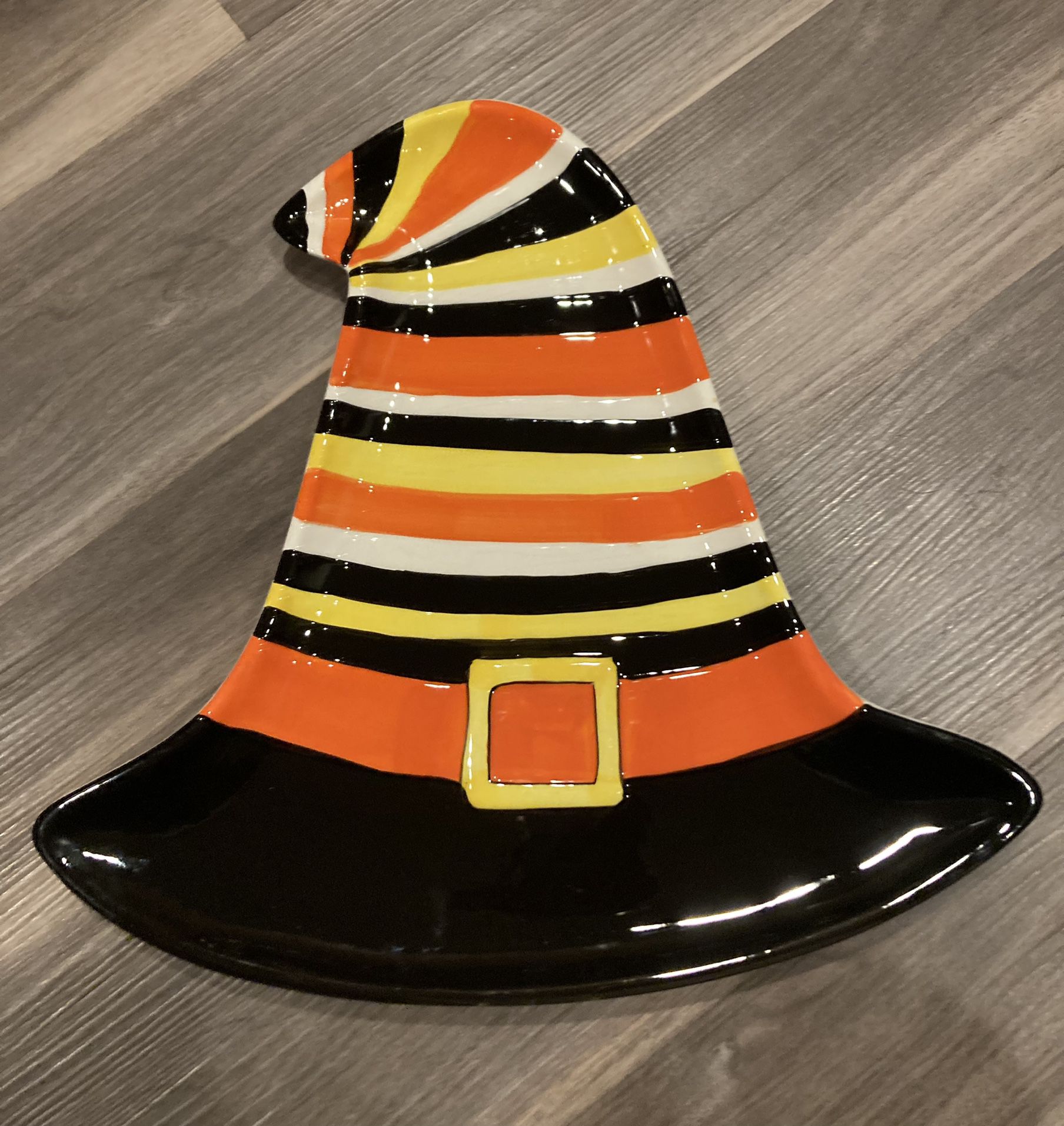Witches Hat Tray 
