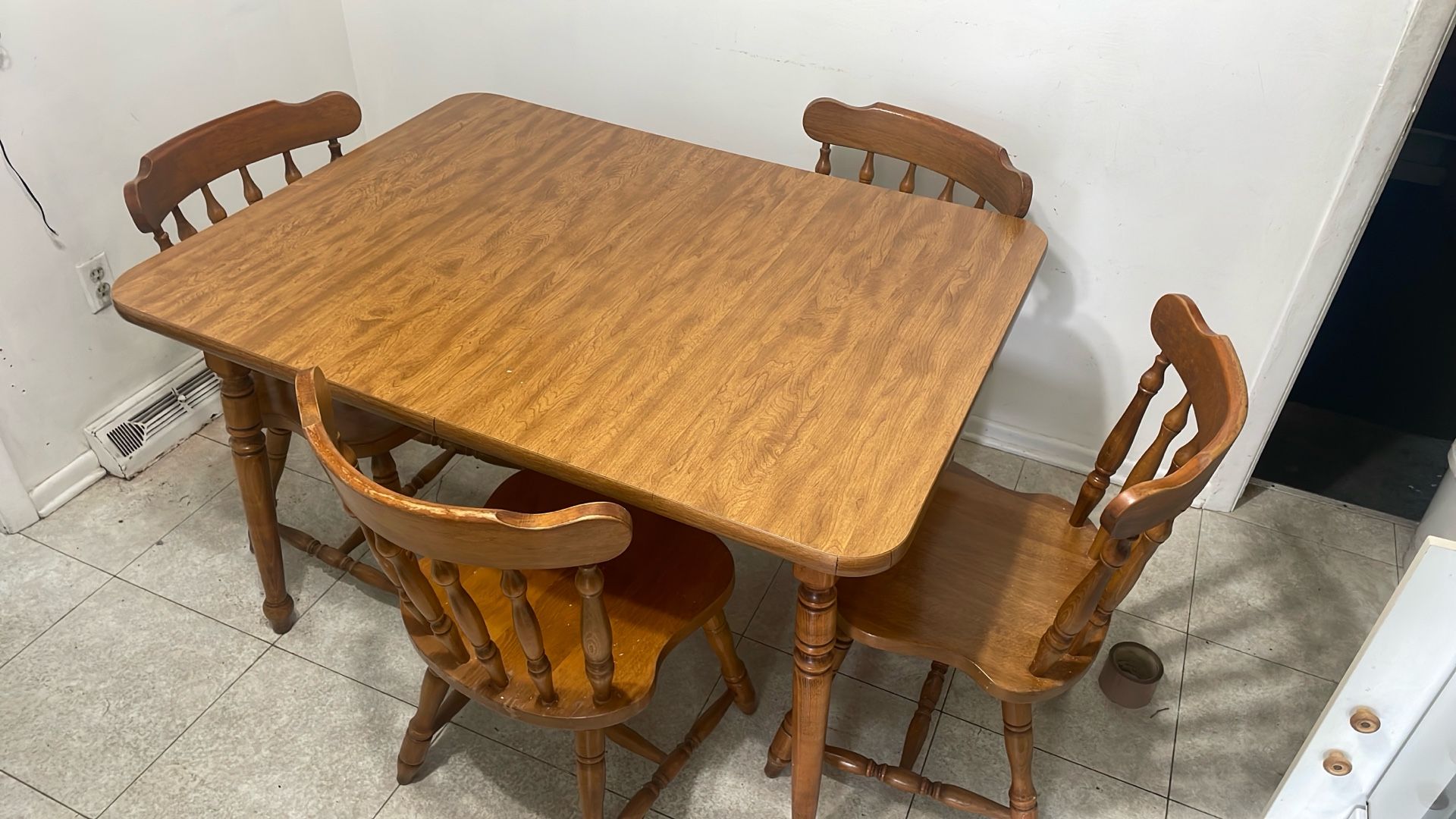 Kitchen Table 