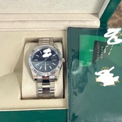 LUXURY WATCH