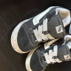 Boys vans Size 9