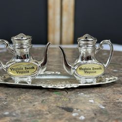Vintage Virginia Beach Virginia Souvenir Salt & Pepper Teapot Set With Tray