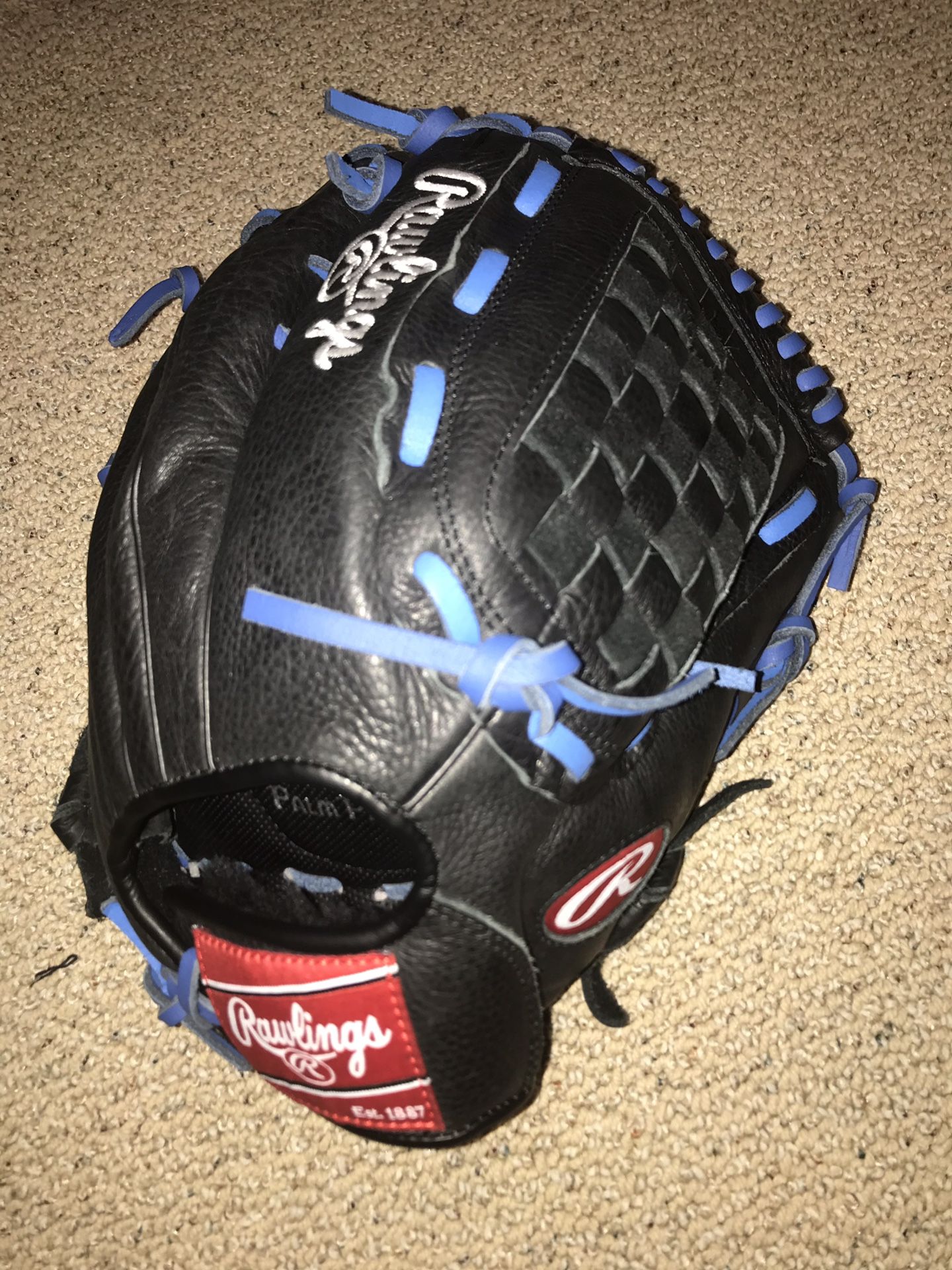 Baseball glove