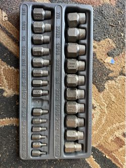 Snap On Extractor set