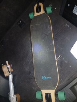 QUEST  SKATEBOARD  LONG BOARD