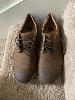 10 1/2 M tan oiled full grain leather Johnston & Murphy men’s shoe