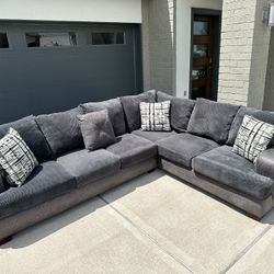 Leather & Fabric Huge Sectional Couch - 🚚FREE DELIVERY 