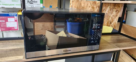 Small Microwave