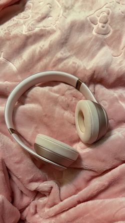 PINK BEATS HEADPHONES