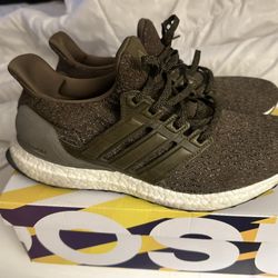 Ultra Boost Size 9M 
