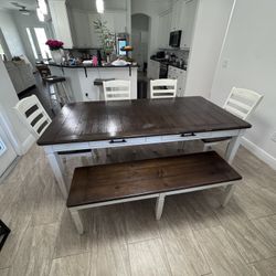Dining table And Chairs 