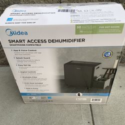 Smart Access Dehumidifier 