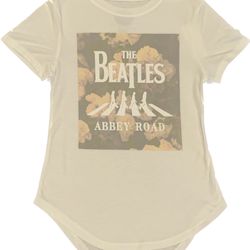The Beatles Abbey Road Graphic Juniors Women XS short sleeve t shirt  Brand new without tag, never worn, brand new, hard to photograph how pretty this