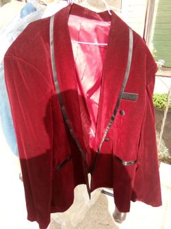 Red Velvet Tuxedo Blazer with Satin Lapels